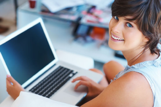A women using a laptop